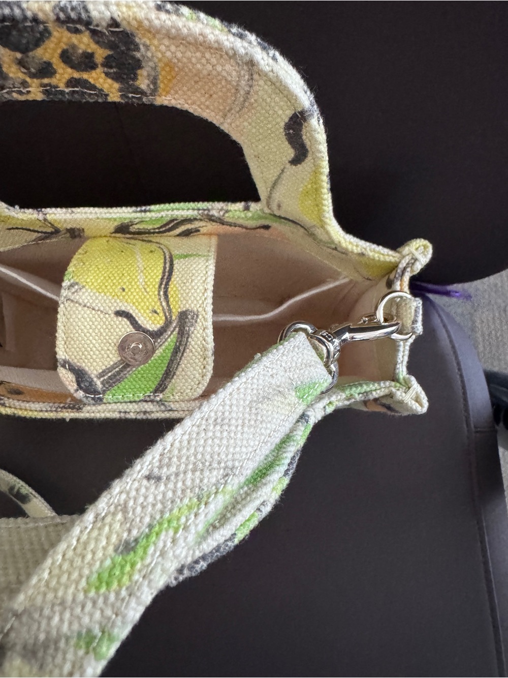 Vince Camuto Canvas Citrus Print Crossbody in Green and Yellow - Picture 3 of 9